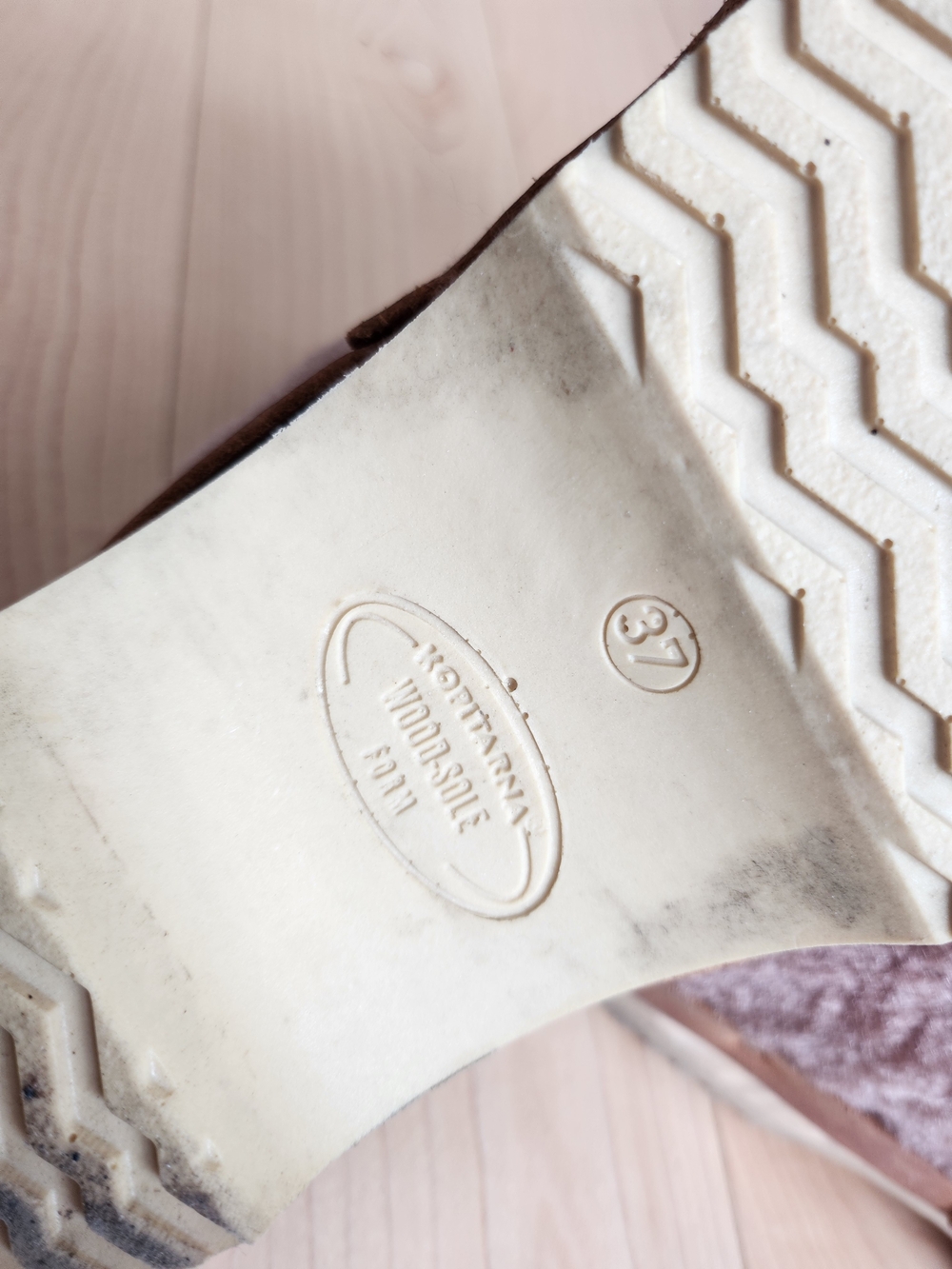 Rosa Mosa Shearling Clogs - Dusty Pink - Picture 4 of 4